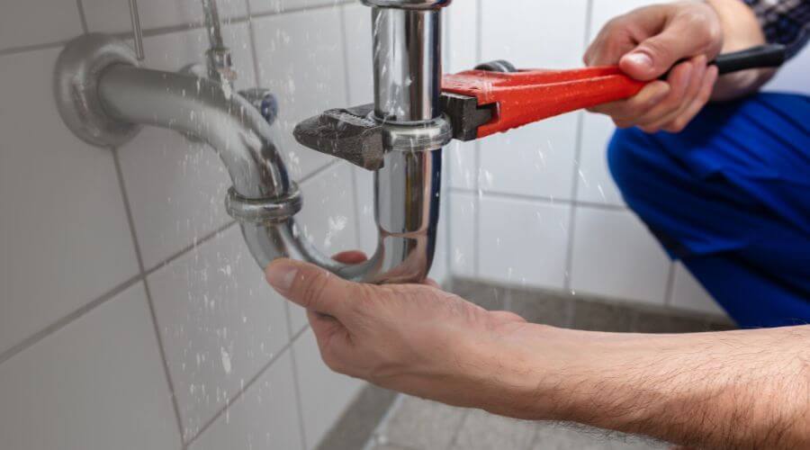 Professional sink repair in Lovington, IL